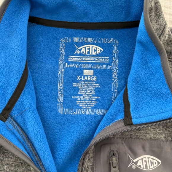 Aftco ZipUp Vest - Picture 3 of 7